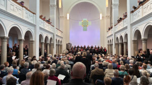 »Extraton – 30 Jahre Netzwerk Kölner Chöre« am 17. Mai 2025 in der Trinitatiskirche Köln